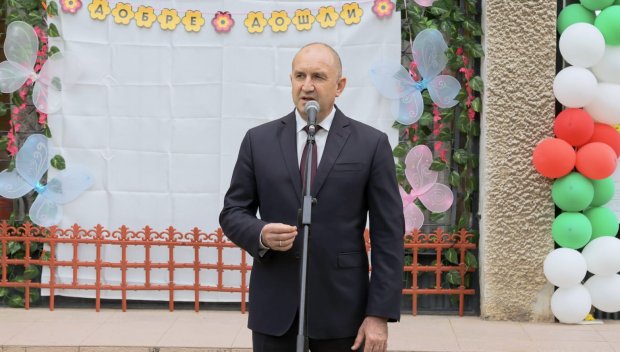 Румен Радев: Нашата цел е всяко дете в България да има равен достъп до качествено образование