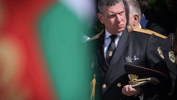 БОЖИНКАТА ИМА КОНКУРЕНЦИЯ! Нова кариера за Кандев? Предлагат му след изборите да води комедиен подкаст (ВИДЕО)