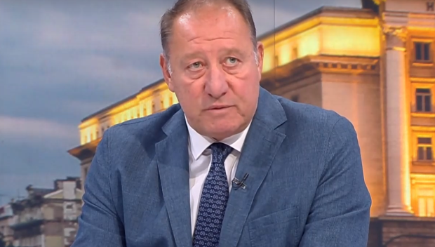 Ангел Найденов: Ако не беше пояснението на Йотова, документът от ООН щеше да мине незабелязано