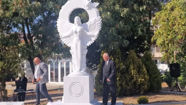 Статуя на Изида във Видин разгневи Пахомий - митрополитът поиска премахване на езическата скулптура