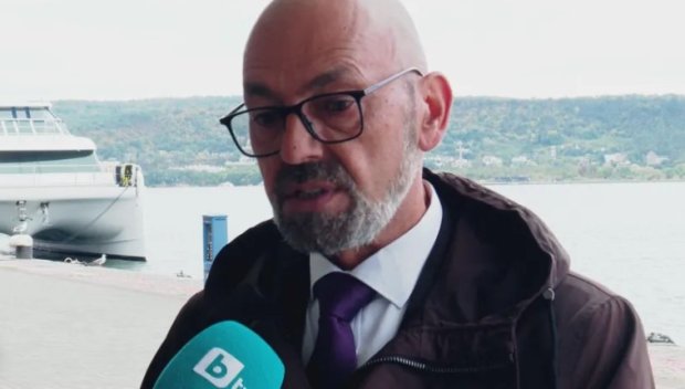 ОТ ПОСЛЕДНИТЕ МИНУТИ: Шестима са пострадалите на кораба край Бяла, издирват оцелели от потъналия плавателен съд край Крапец