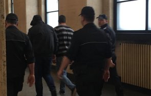 трима охранители предадени съд пребита смърт жена