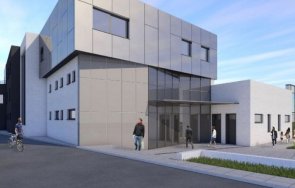 общината бургас строи международен младежки център меден рудник