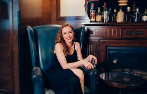 елиза влад български корени