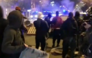 трета поредна нощ бурни протести испания заради осъден рапър