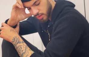 eмрах стораро мачка чаршафите колежка снимка