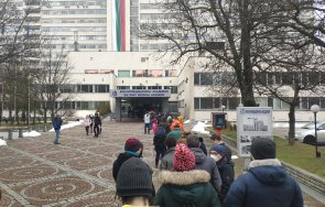 софия поставят ваксини covid
