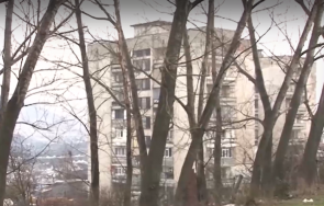 опасно свлачище земна маса застрашава блокове бобов дол