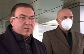 здравният министър проф костадин ангелов подробности ваксинацията трети март стартира електронното записване