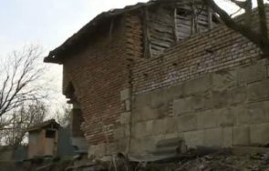 четвърта година свлачище руши къщи русенско село
