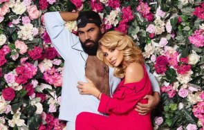 азис първа дружка майката гущерова