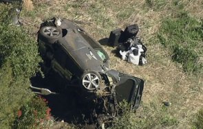 ужасяващи подробности катастрофата тайгър уудс вижте видео снимки изглежда джипът звездата