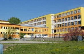 карлово върви петиция закриването паралелки изучаване чужд език