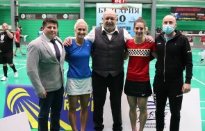 кралев проследи срещите държавното първенство бадминтон снимки