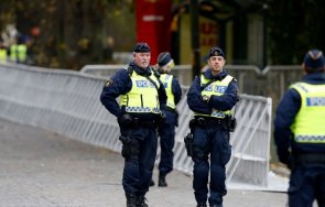 застреляха мъж заплашил оръжие полицай стокхолм