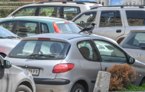 обособиха места паркиране голямата търговска улица перник