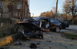 почерпен предизвика жестока катастрофа кюстендил режат ламарини извадят ранените снимки