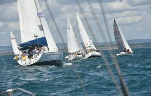 лодки впускат гонка март бургас