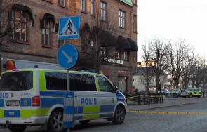 клане швеция души наръгани нож годишен видео