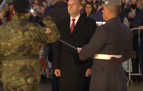 започна тържествената проверка случай деня освобождението