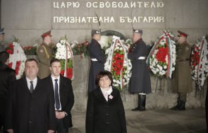 караянчева народни представители присъстваха тържествената заря проверка повод освобождението българия