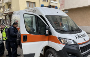 млад мъж пропадна дупка новоремонтиран тротоар пловдив