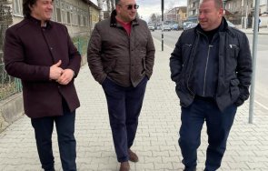 младен маринов похвали кметовете ихтиман костенец елин пелин