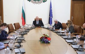 първо пик премиерът борисов месец уязвимите групи бъдат ваксинирани коронавируса