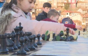 големият шахматен клуб нас остава без зала членовете излизат протест