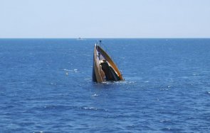 руски кораб моряци борда потъна черно море