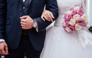 Общо 70 сватби са записани за 22 февруари 2022 г