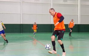 министър вълчев следващите четири години изградим 100 физкултурни салона снимки