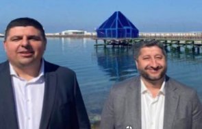 режисьорът виктор димчев преговорният екип ахмед доган кани кафе пауза смесения морския офис росенец дпс