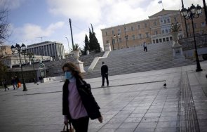 Министърът на здравеопазването на Гърция Танос Плеврис изключи нов всеобщ