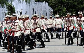 търсят 195 кандидати военна служба сред гвардейци