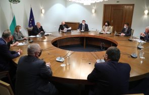 първо пик премиерът борисов близо 835 млн лева изплатени производителите плодове зеленчуци