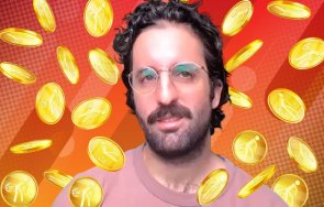 кинорежисьор продава звук човешки газове