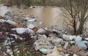 вместо вода боклуци река лиляшка бара