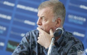 мажоритарният собственик левски сираков важно изказване