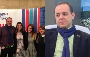 десният  зелен борислав сандов доволен усмихнат с младежите на бсп