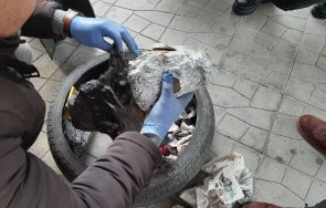 удар задържаха двама наркотрафик гкпп кулата била скрита дрогата снимки