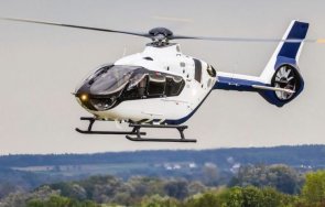 пилот хеликоптер пострадал аварийно кацане япония