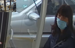 полицията търси заснета крадла снимки