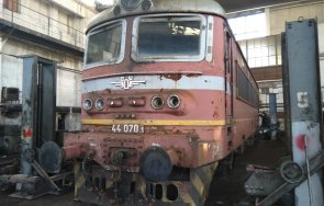 Крадец на за локомотиви собственост на БДЖ Товарни превози остава в
