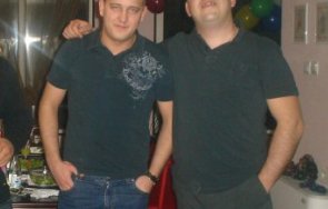 извънредно вкараха известен бизнесмен ареста убийството стамбето застрелял пистолет берета главата отказва говори