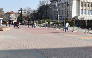 община асеновград изгаси осветлението часът земята