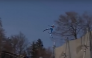 жесток инцидент олимпийски шампион видео