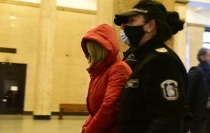 първо пик жената резидента съда магистратите оставиха петима руските шпиони ареста обновена