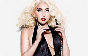 Носителката на 12 награди Грами Лейди Гага отново влиза в