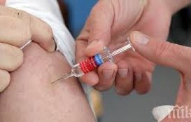 300 бежанци сърбия получиха ваксина covid